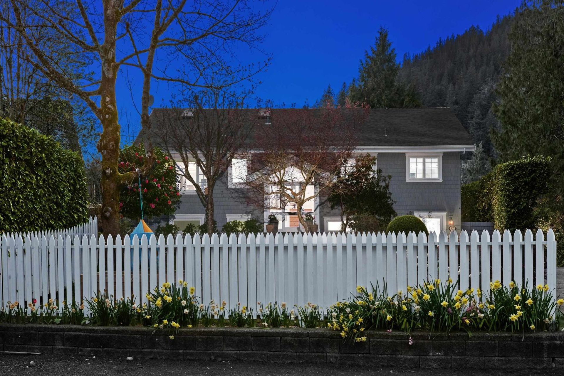5727-bluebell-drive-eagle-harbour-west-vancouver-31 at 5727 Bluebell Drive, Eagle Harbour, West Vancouver 5727-bluebell-drive-eagle-harbour-west-vancouver-31 at 5727 Bluebell Drive, Eagle Harbour, West Vancouver