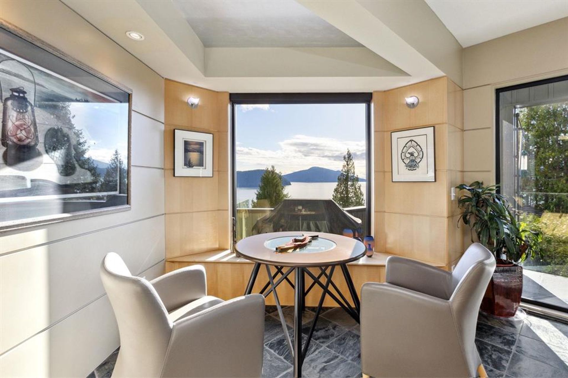 35-periwinkle-den-4 at 35 Periwinkle Place, Lions Bay, West Vancouver 35-periwinkle-den-4 at 35 Periwinkle Place, Lions Bay, West Vancouver