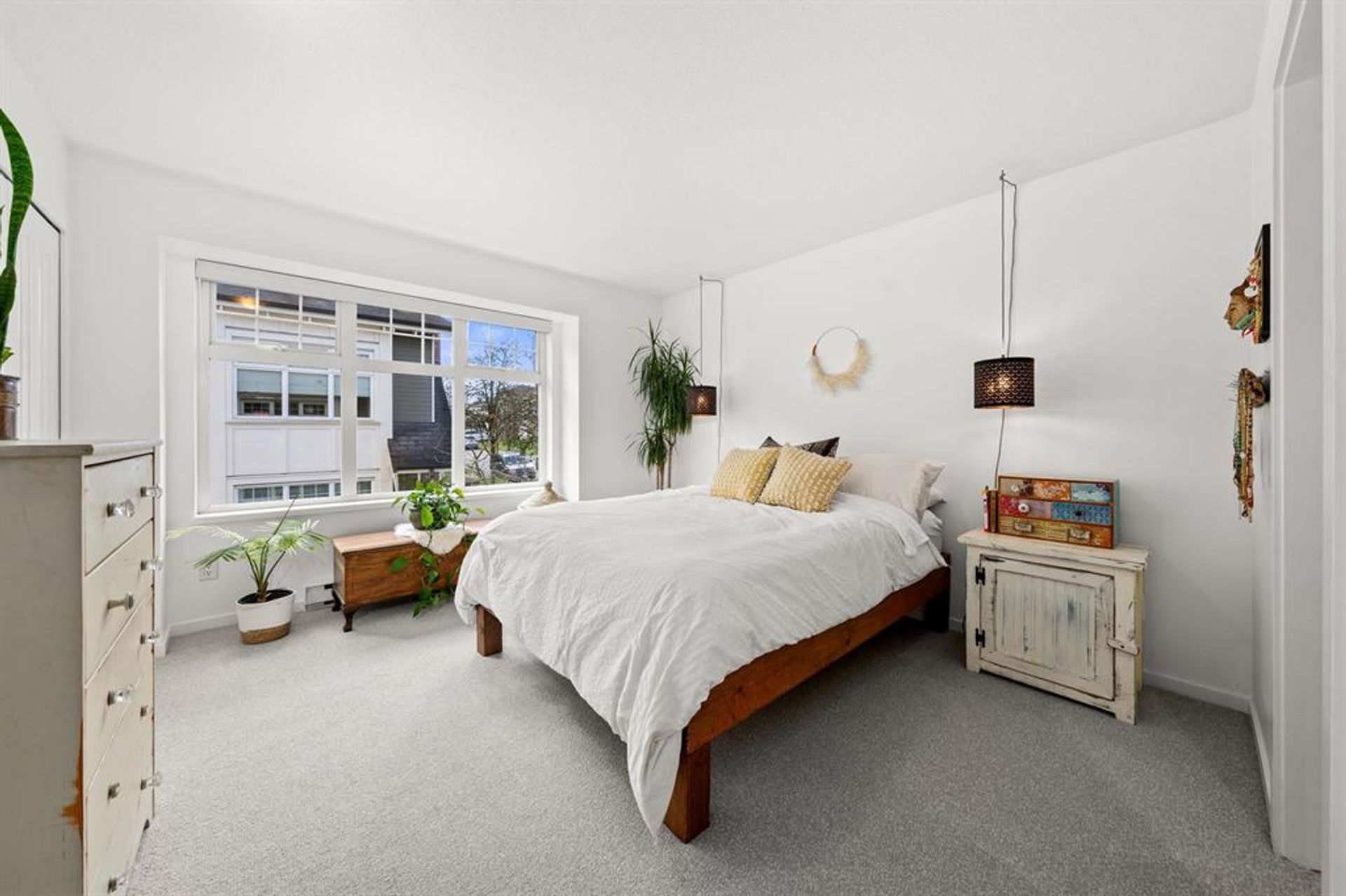 bed-welwyn at 3750 Welwyn, Victoria VE, Vancouver East bed-welwyn at 3750 Welwyn, Victoria VE, Vancouver East