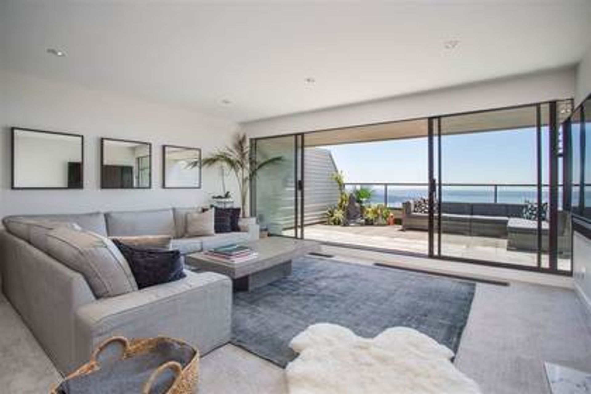 40 - 2238 Folkestone Way, West Vancouver photo number 1