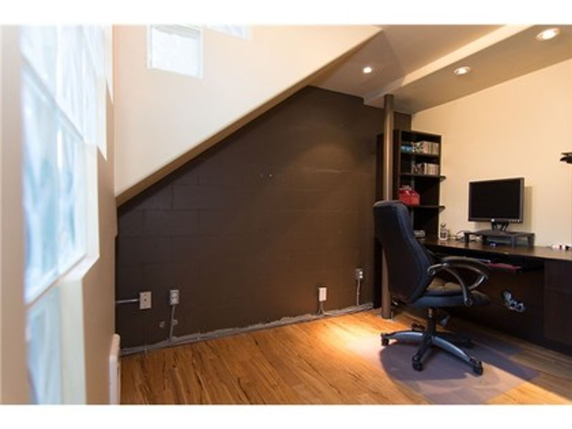 image-261131032-11-1 at 401 - 138 West 6th Avenue, Mount Pleasant VW, Vancouver West image-261131032-11-1 at 401 - 138 West 6th Avenue, Mount Pleasant VW, Vancouver West