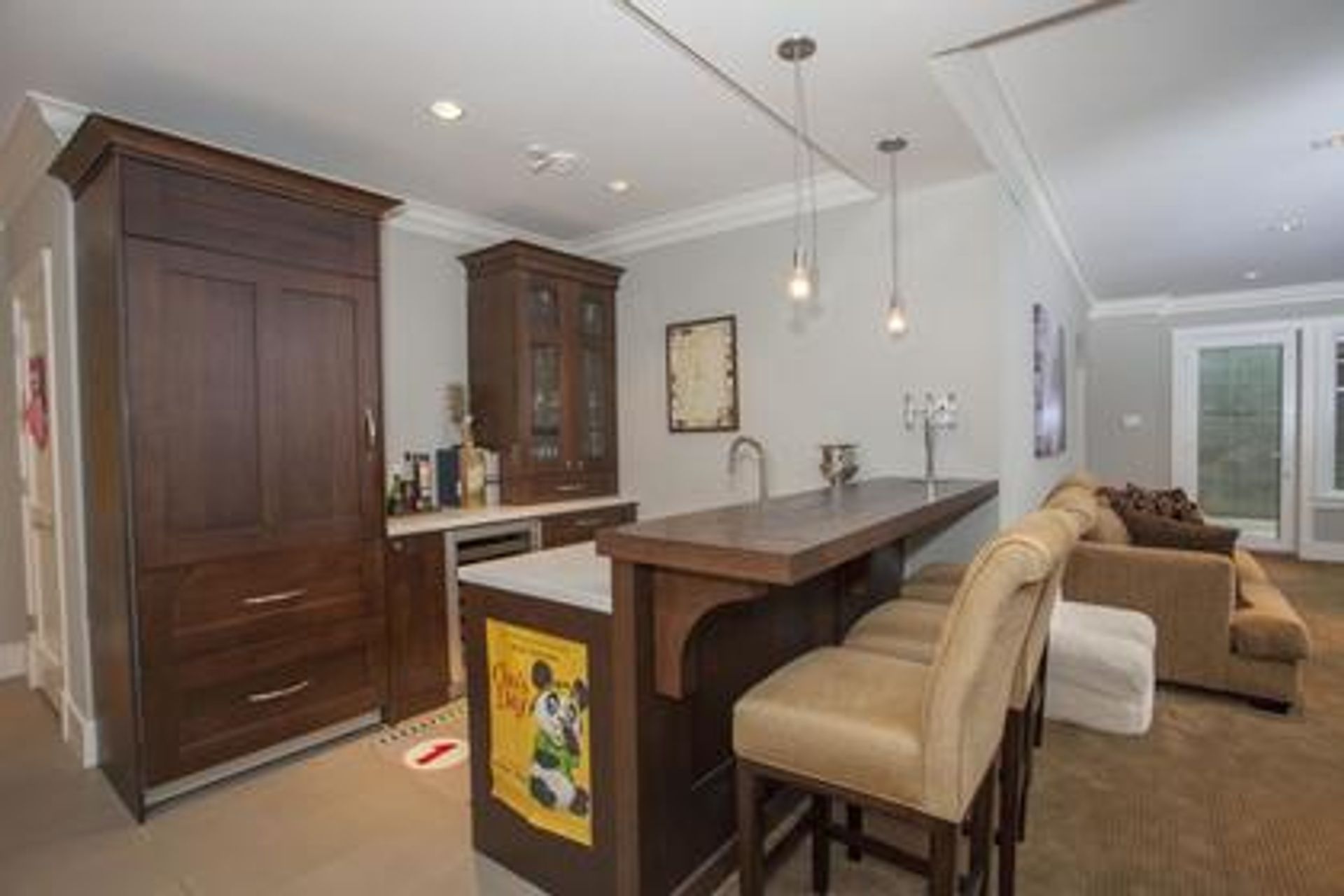 bar-1 at 2478 Kings, Dundarave, West Vancouver bar-1 at 2478 Kings, Dundarave, West Vancouver