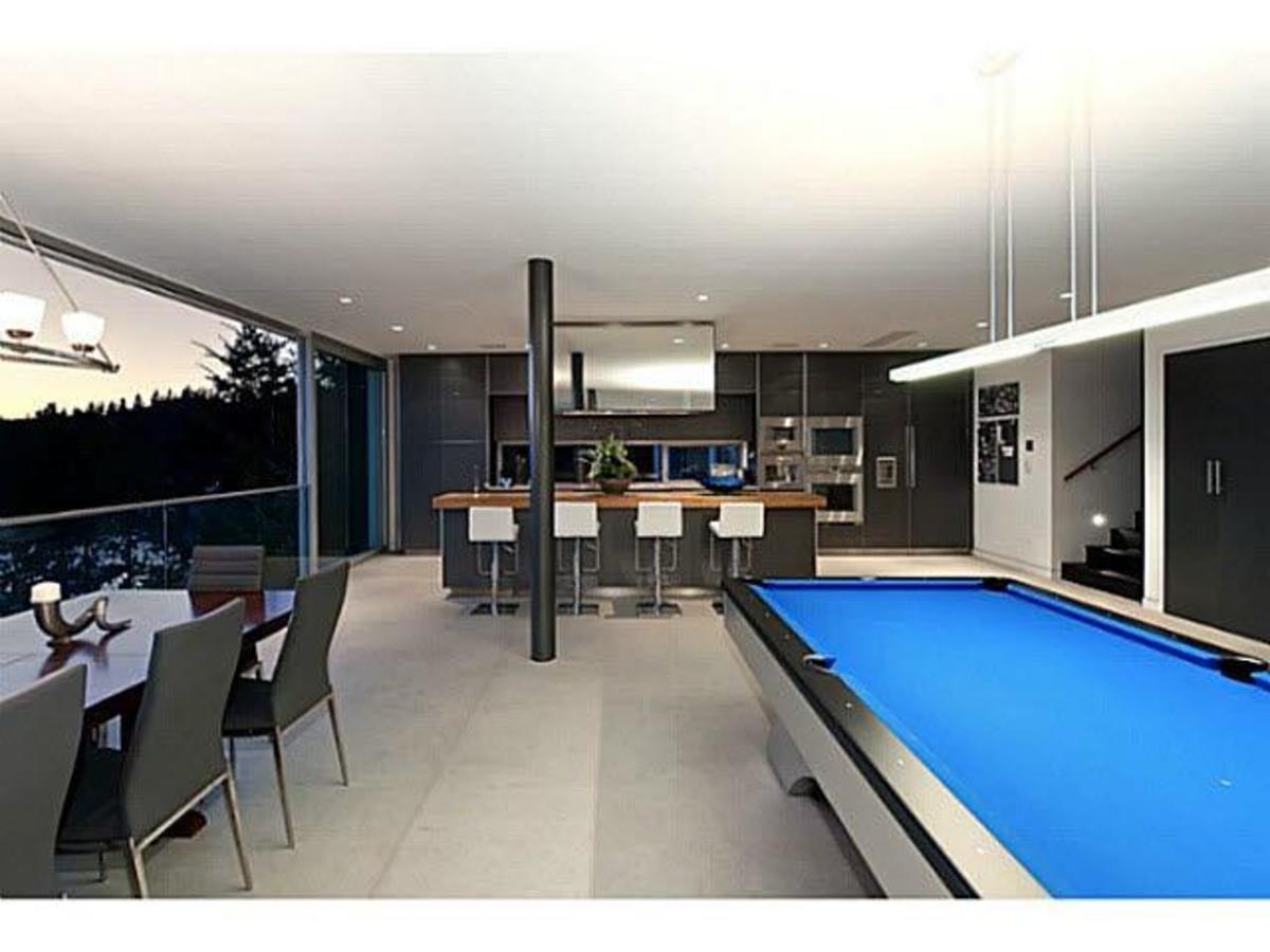 Dining Room at 5535  Place, Eagle Harbour, West Vancouver Dining Room at 5535  Place, Eagle Harbour, West Vancouver