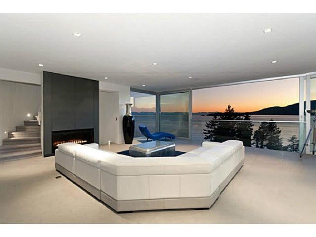 Living Room at 5535  Place, Eagle Harbour, West Vancouver Living Room at 5535  Place, Eagle Harbour, West Vancouver
