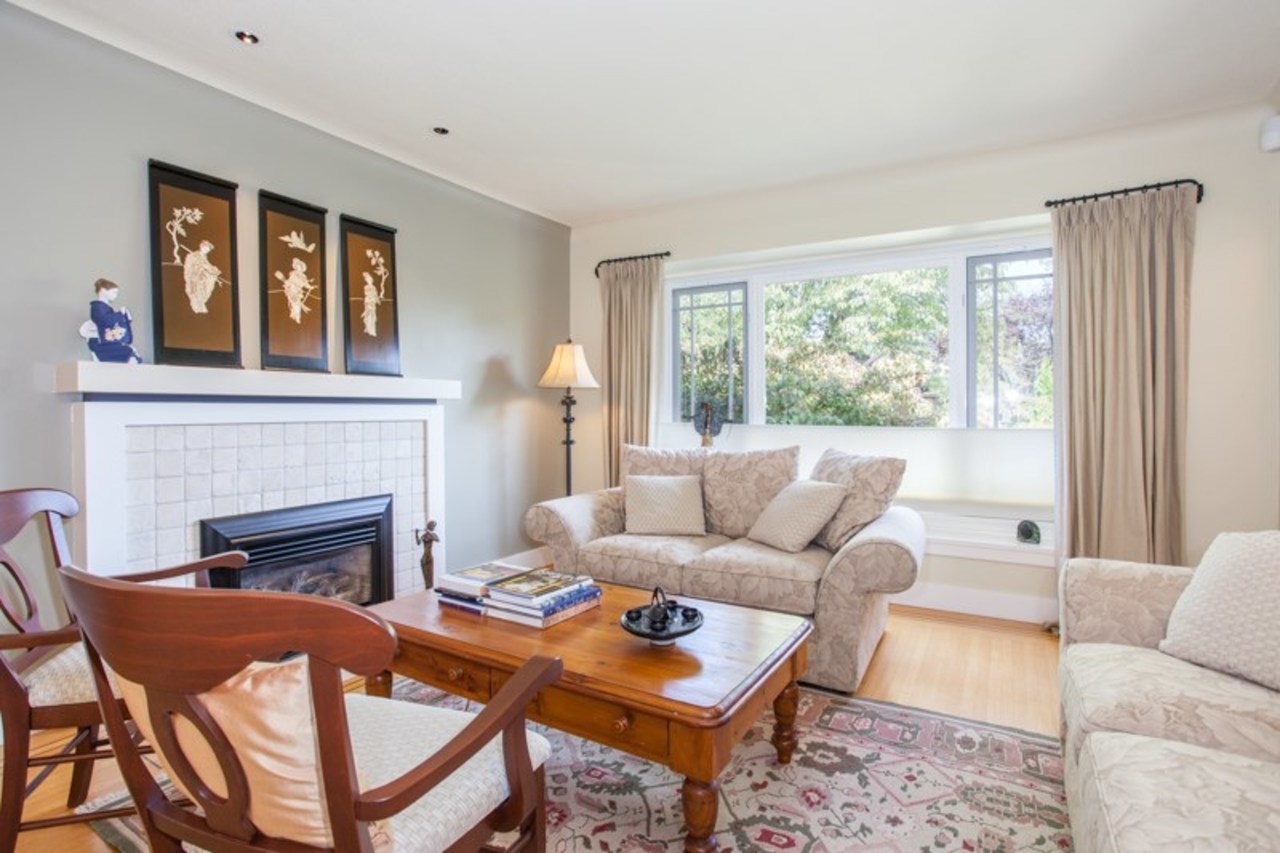 3738-w-19th-avenue-dunbar-vancouver-west-03 at 3738 W 19th Avenue, Dunbar, Vancouver West 3738-w-19th-avenue-dunbar-vancouver-west-03 at 3738 W 19th Avenue, Dunbar, Vancouver West