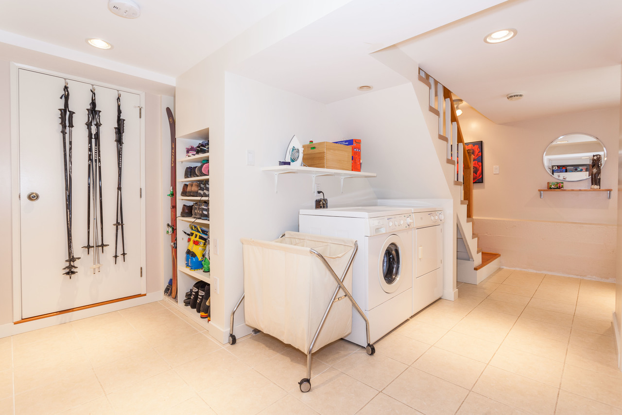 high-23 at 3738 W 19th Avenue, Dunbar, Vancouver West high-23 at 3738 W 19th Avenue, Dunbar, Vancouver West