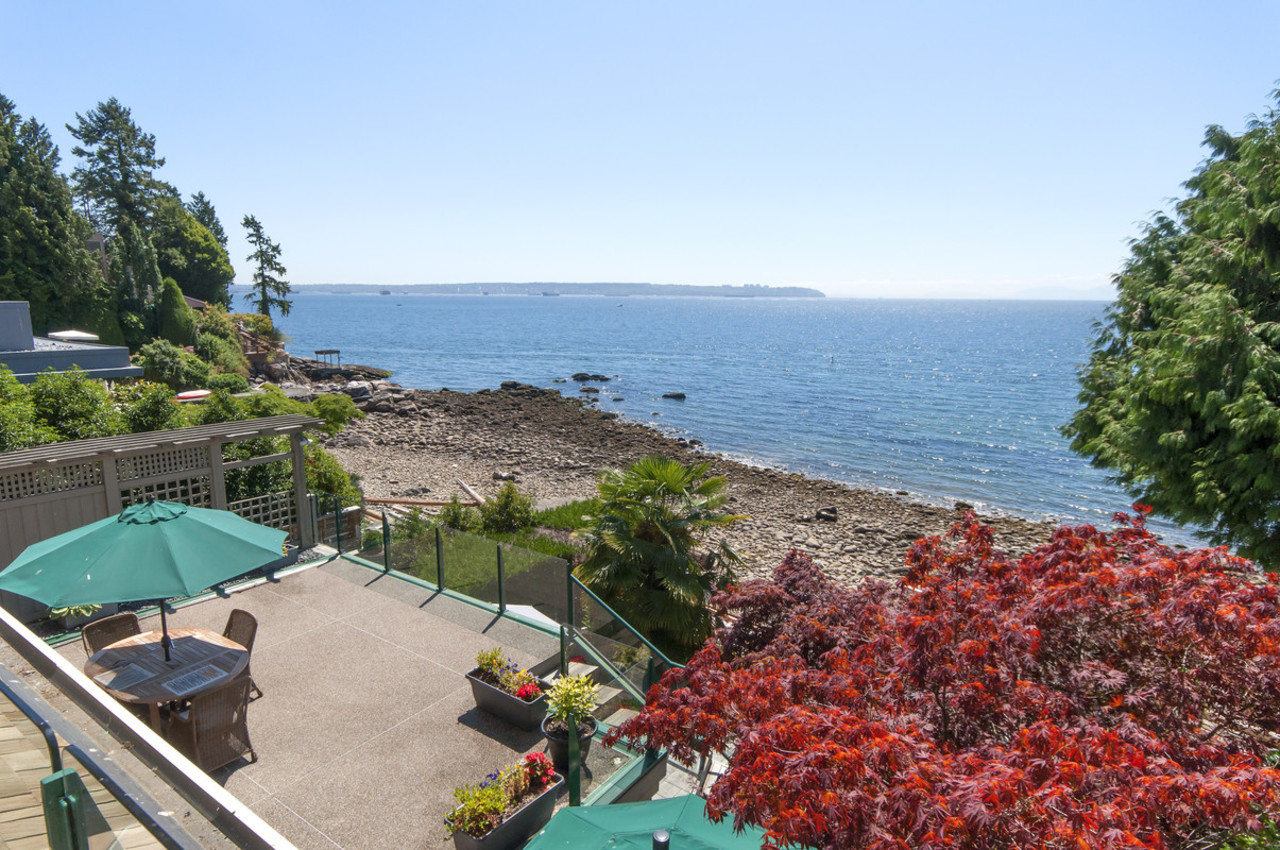 3156 Travers Avenue, West Bay, West Vancouver photo number 1 3156 Travers Avenue, West Bay, West Vancouver photo number 1