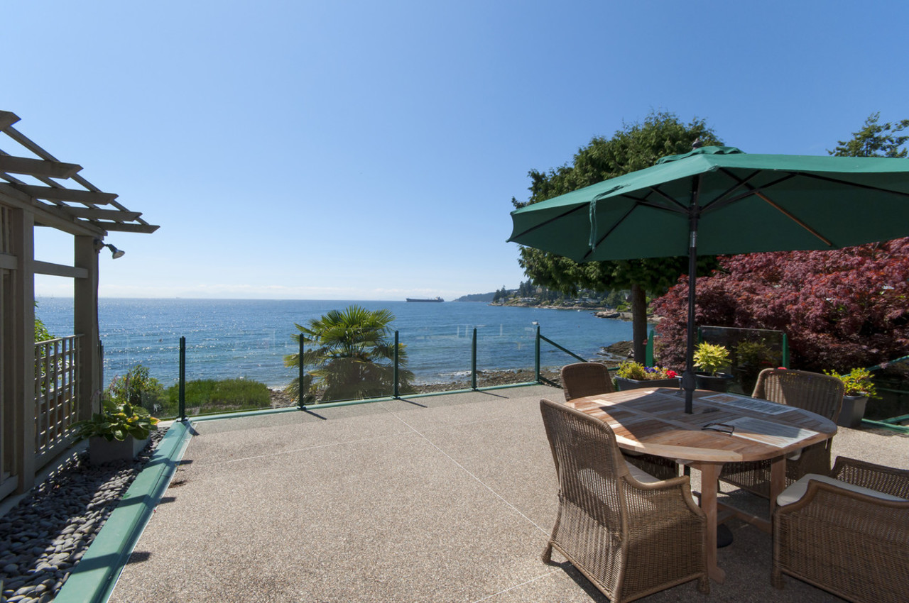 view2 at 3156 Travers Avenue, West Bay, West Vancouver view2 at 3156 Travers Avenue, West Bay, West Vancouver