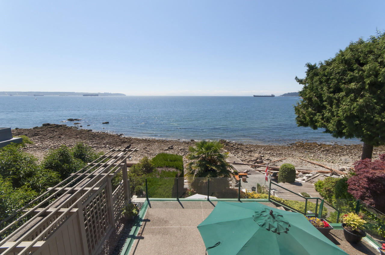 view3 at 3156 Travers Avenue, West Bay, West Vancouver view3 at 3156 Travers Avenue, West Bay, West Vancouver