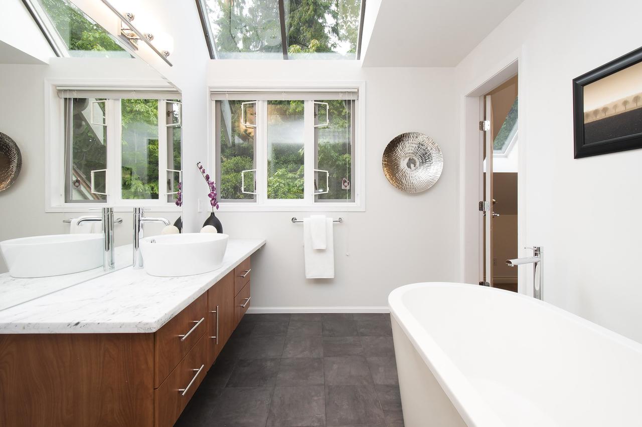 5ee03ae at 5515 Parthenon Place, Eagle Harbour, West Vancouver 5ee03ae at 5515 Parthenon Place, Eagle Harbour, West Vancouver