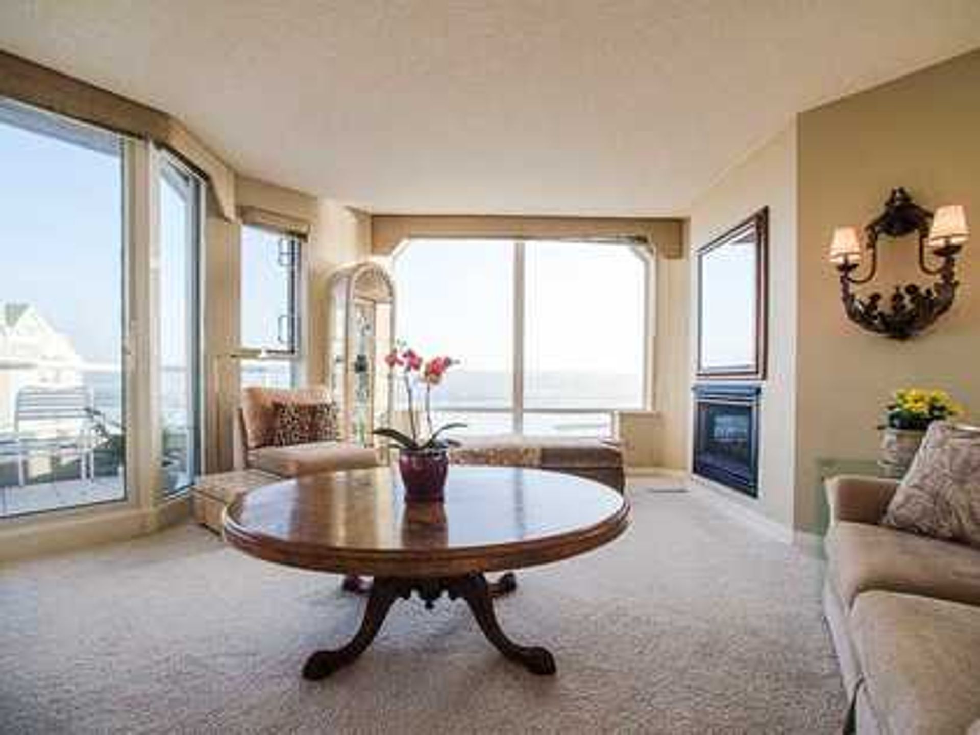 image-261452602-4-1 at 1606 - 1135 Quayside Drive, Vancouver West image-261452602-4-1 at 1606 - 1135 Quayside Drive, Vancouver West