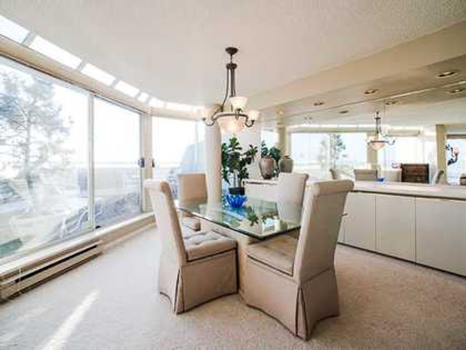 image-261452602-6-1 at 1606 - 1135 Quayside Drive, Vancouver West image-261452602-6-1 at 1606 - 1135 Quayside Drive, Vancouver West