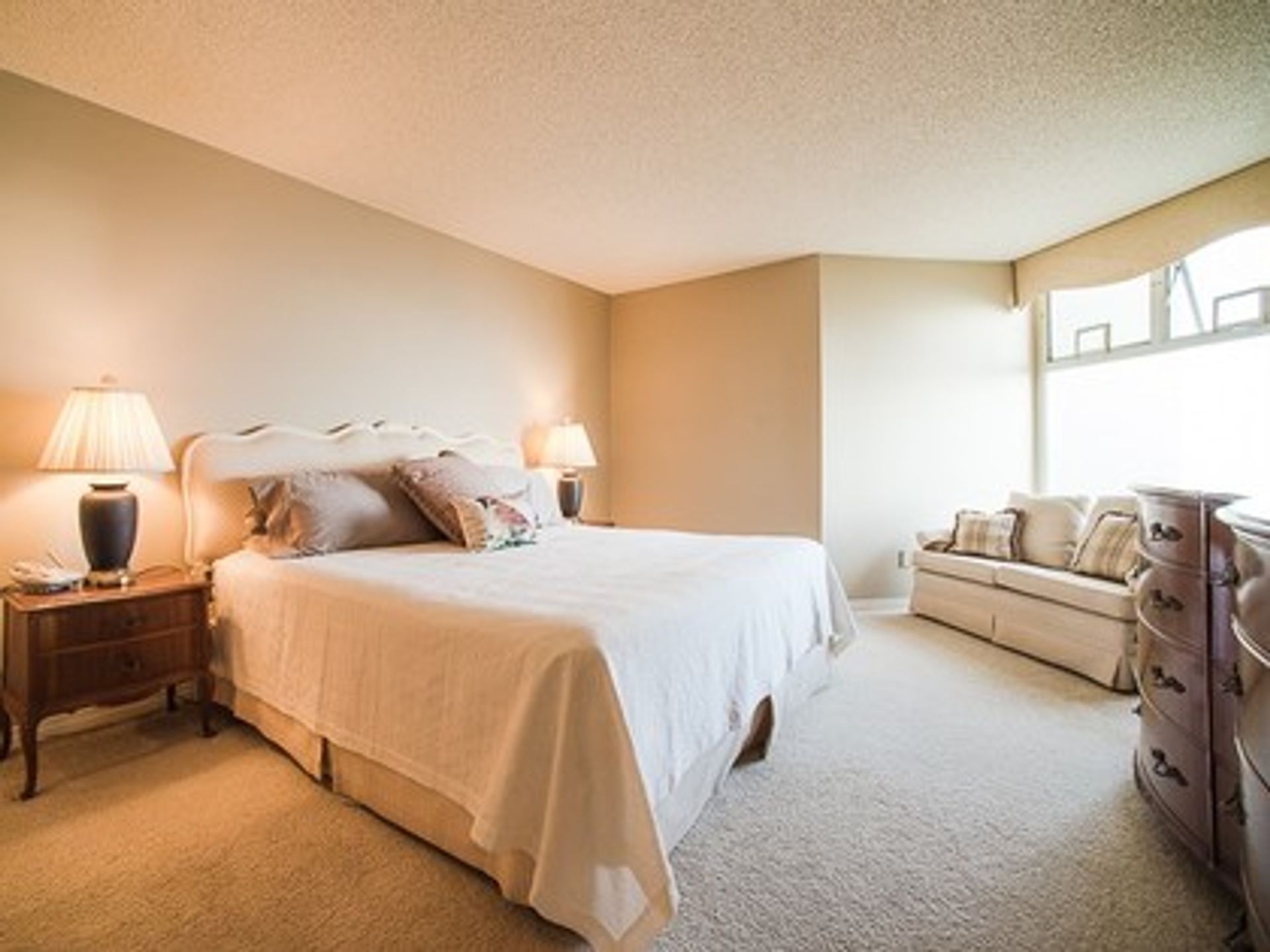 image-261452602-9-1 at 1606 - 1135 Quayside Drive, Vancouver West image-261452602-9-1 at 1606 - 1135 Quayside Drive, Vancouver West