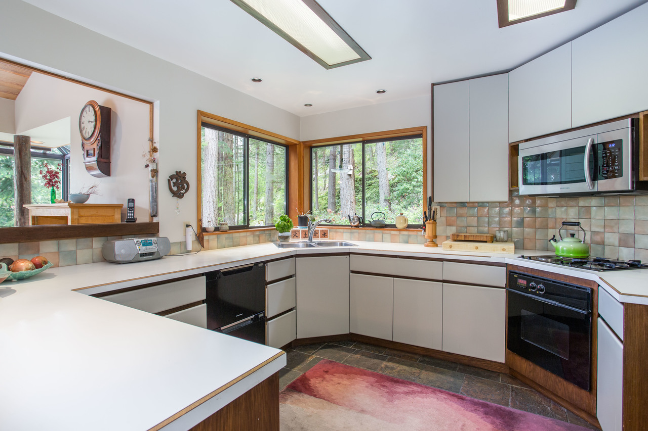 high-49 at 6975 Marine Drive, Whytecliff, West Vancouver high-49 at 6975 Marine Drive, Whytecliff, West Vancouver