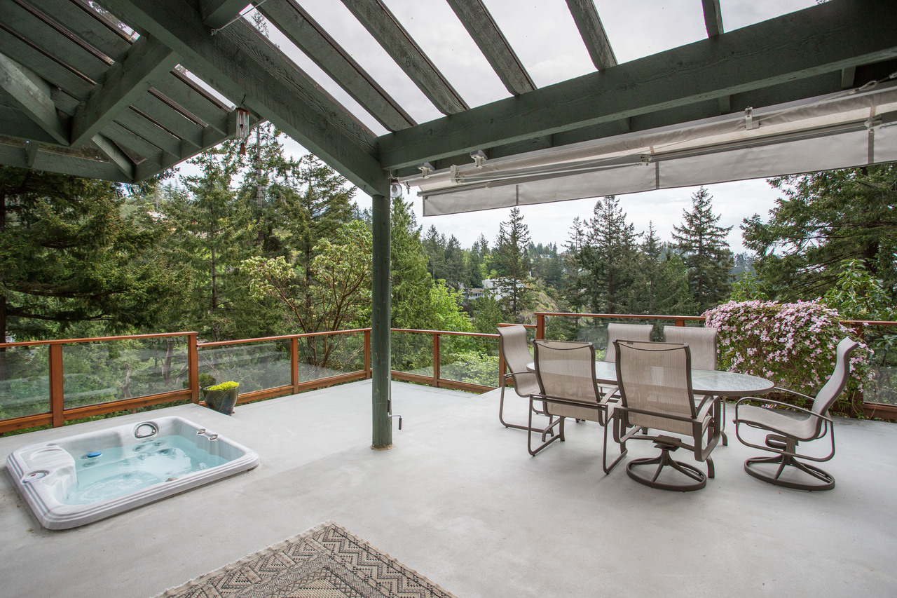 high-8 at 6975 Marine Drive, Whytecliff, West Vancouver high-8 at 6975 Marine Drive, Whytecliff, West Vancouver