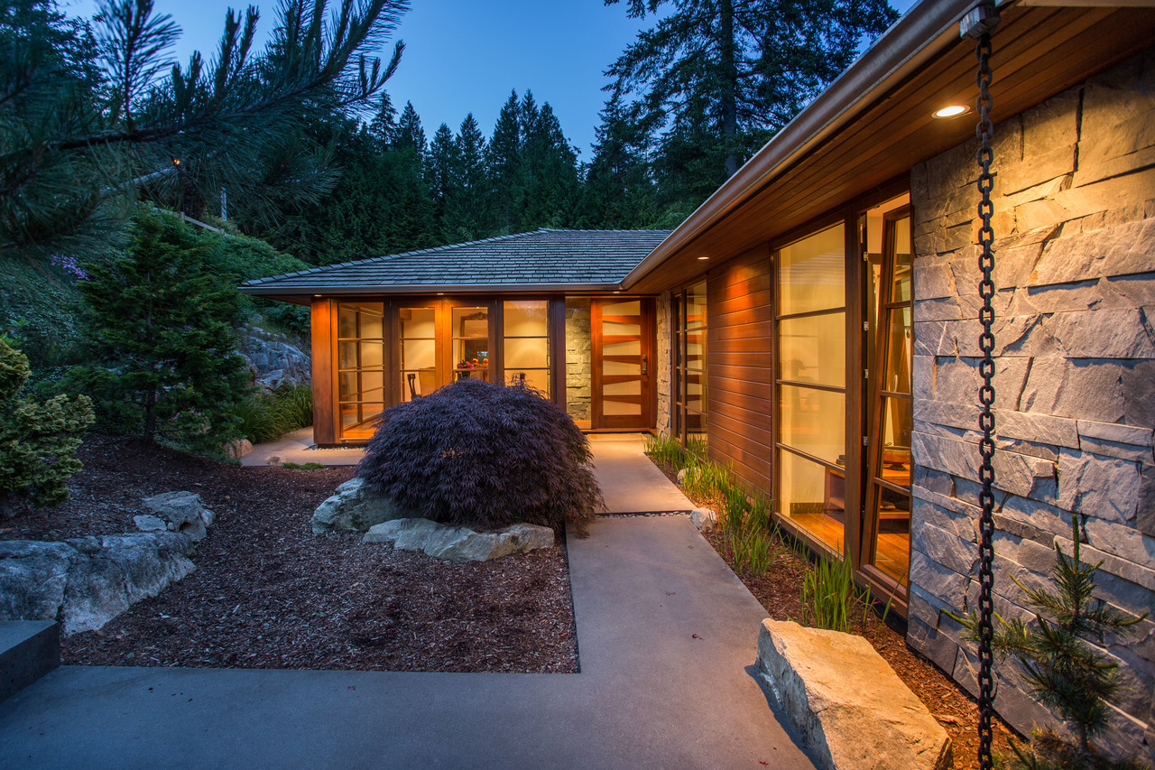 high-28 at 481 Craigmohr Drive, Glenmore, West Vancouver high-28 at 481 Craigmohr Drive, Glenmore, West Vancouver