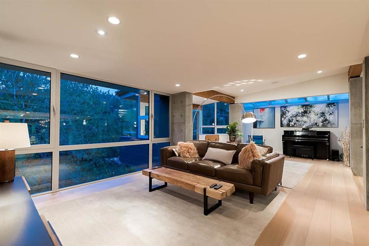 den at 5720 Maple Place, Eagle Harbour, West Vancouver den at 5720 Maple Place, Eagle Harbour, West Vancouver