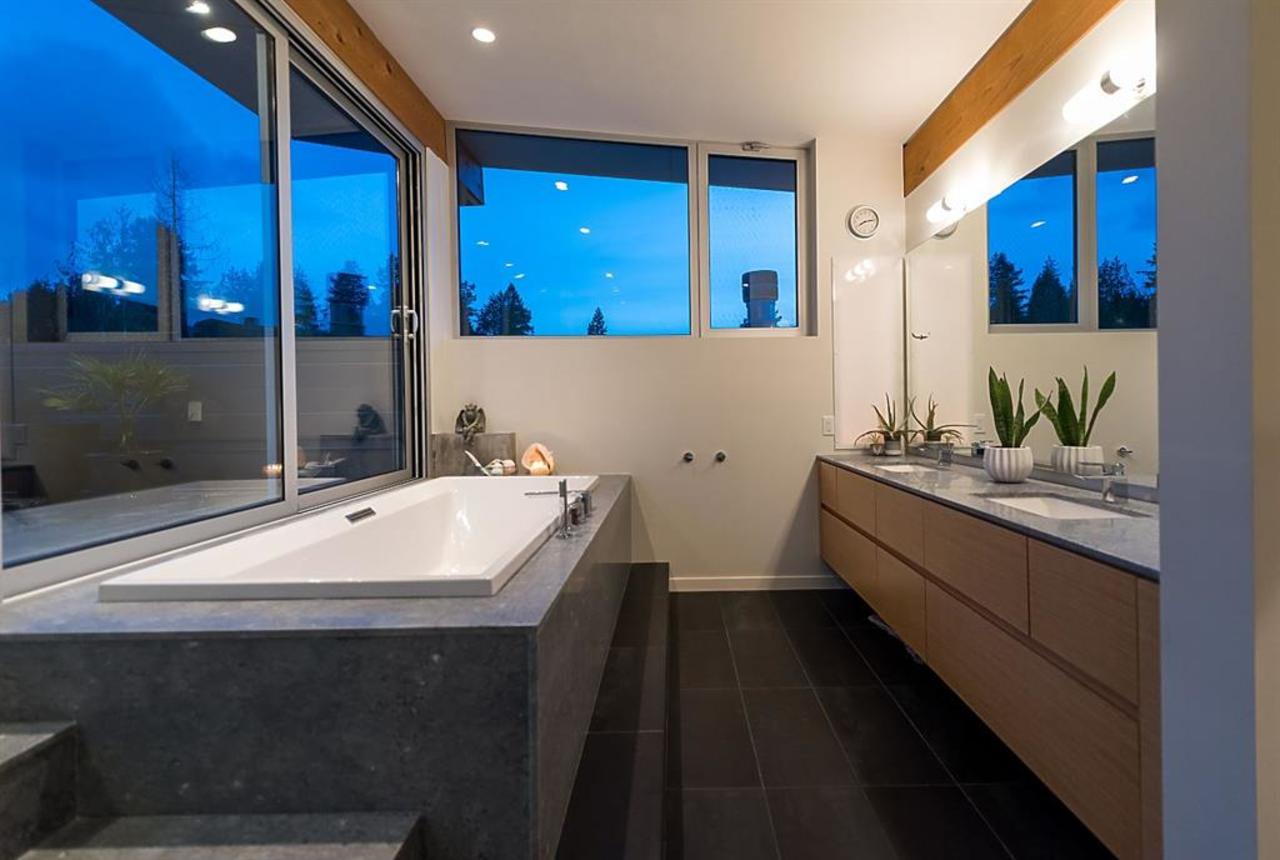 mstr-bath at 5720 Maple Place, Eagle Harbour, West Vancouver mstr-bath at 5720 Maple Place, Eagle Harbour, West Vancouver