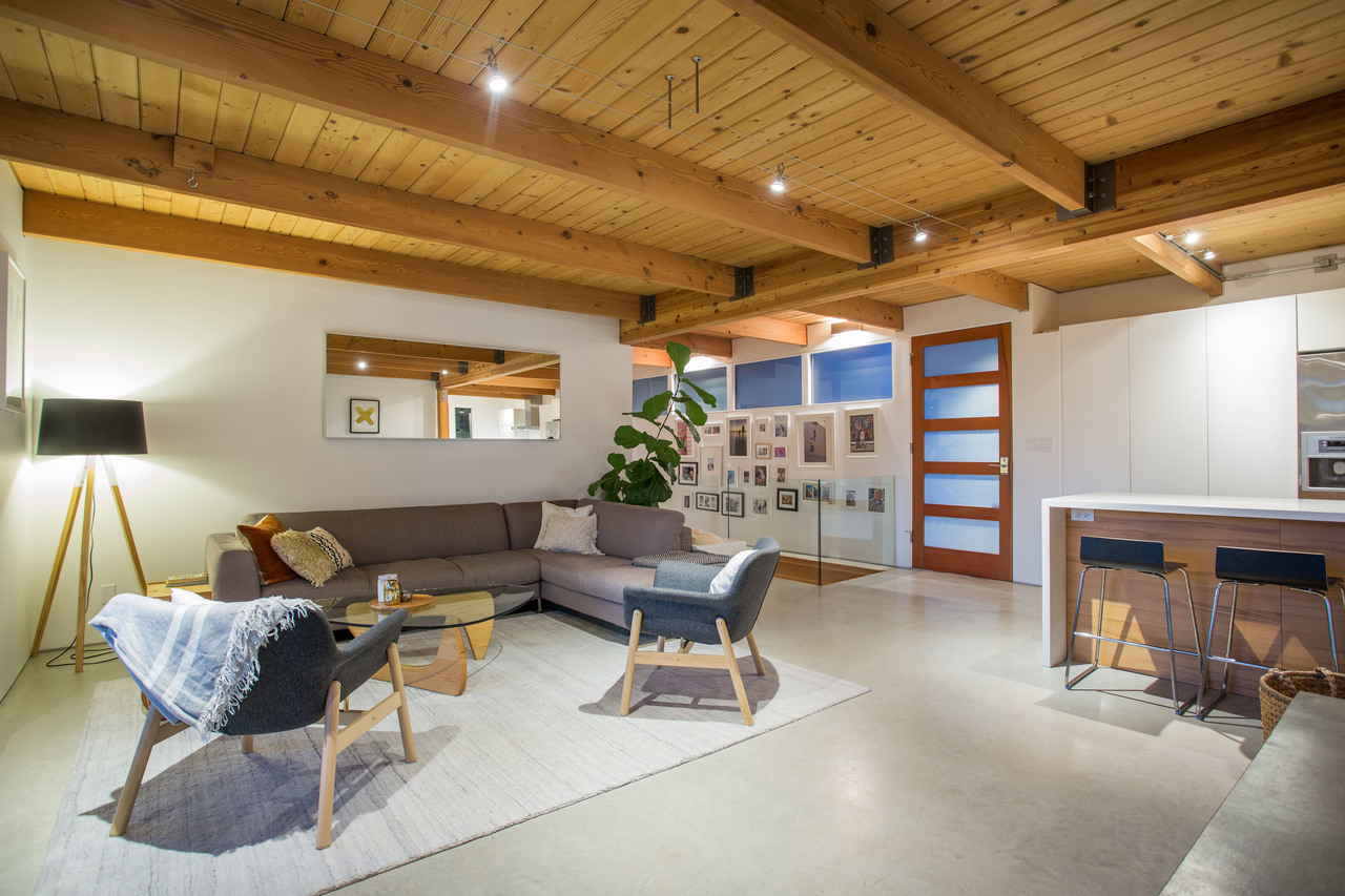 dusk-high-13 at 6450 Rosebery Avenue, Gleneagles, West Vancouver dusk-high-13 at 6450 Rosebery Avenue, Gleneagles, West Vancouver