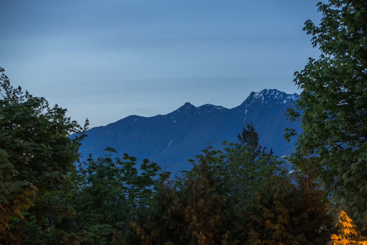 dusk-high-24 at 6450 Rosebery Avenue, Gleneagles, West Vancouver dusk-high-24 at 6450 Rosebery Avenue, Gleneagles, West Vancouver