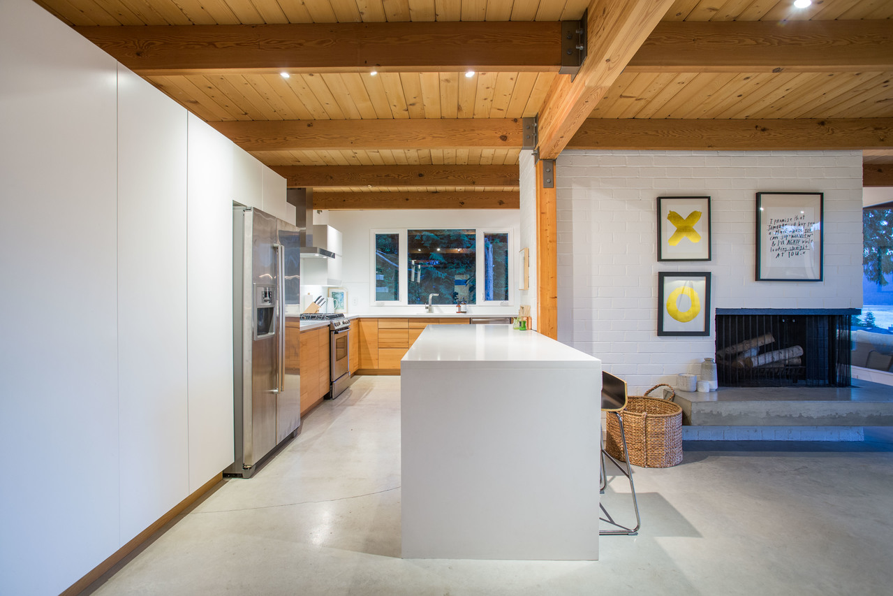 dusk-high-4 at 6450 Rosebery Avenue, Gleneagles, West Vancouver dusk-high-4 at 6450 Rosebery Avenue, Gleneagles, West Vancouver