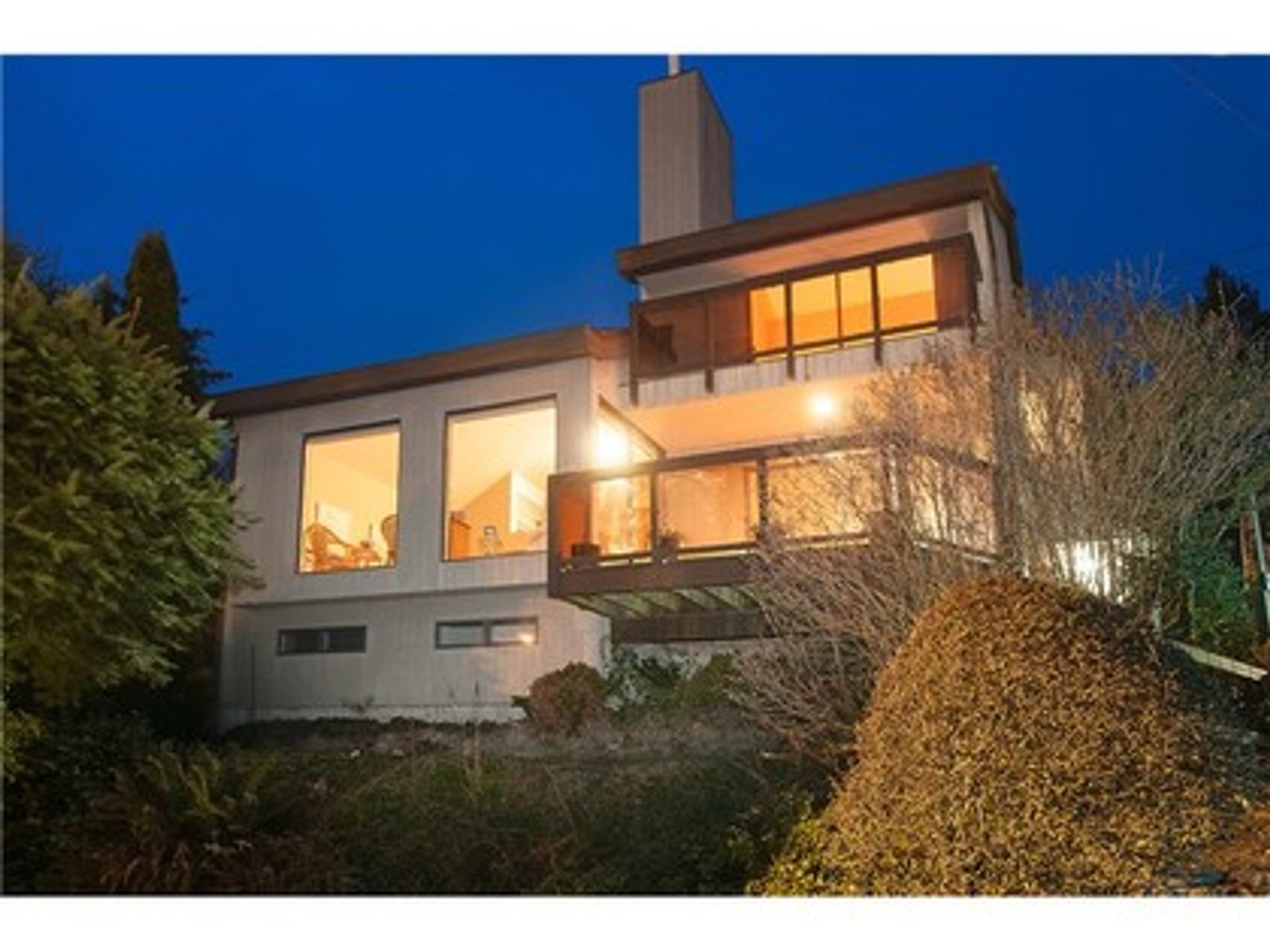 3397 Marine Drive, West Vancouver photo number 1 3397 Marine Drive, West Vancouver photo number 1