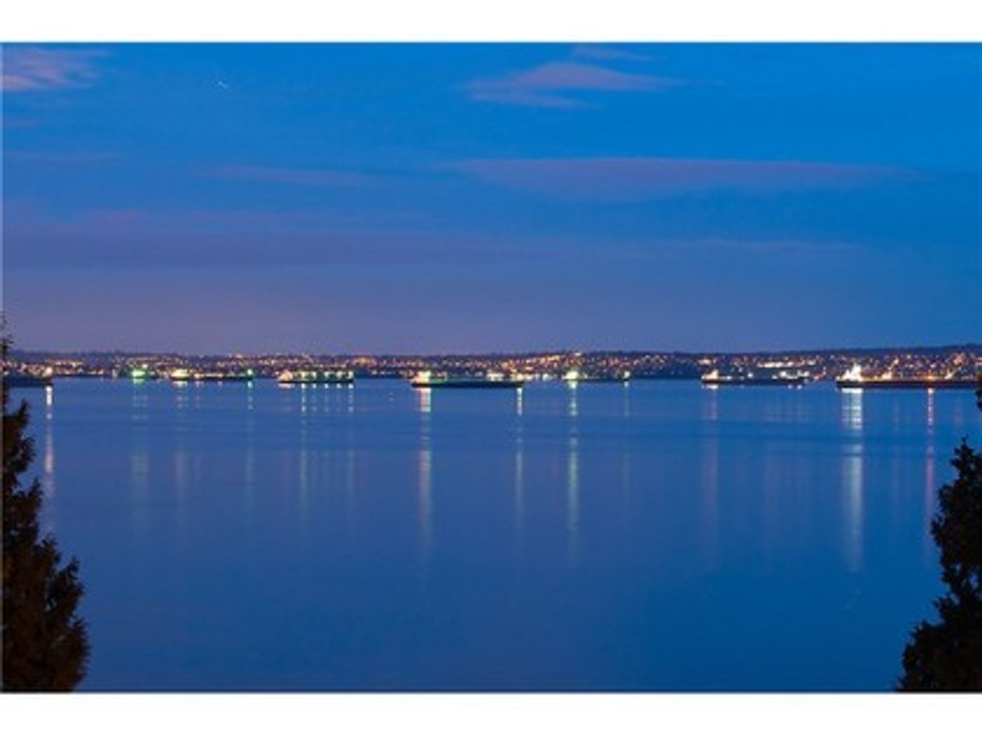 image-261564716-2-1 at 3397 Marine Drive, West Vancouver image-261564716-2-1 at 3397 Marine Drive, West Vancouver