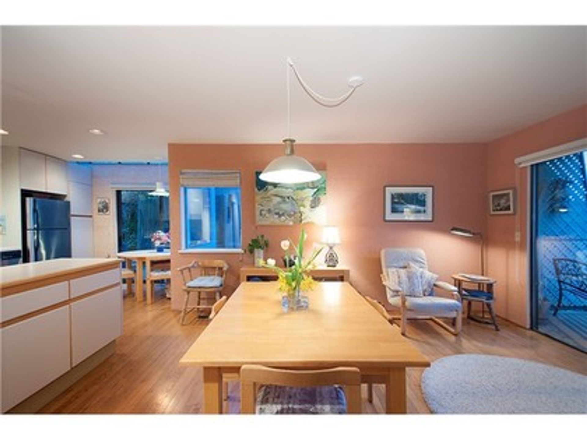 image-261564716-7-1 at 3397 Marine Drive, West Vancouver image-261564716-7-1 at 3397 Marine Drive, West Vancouver