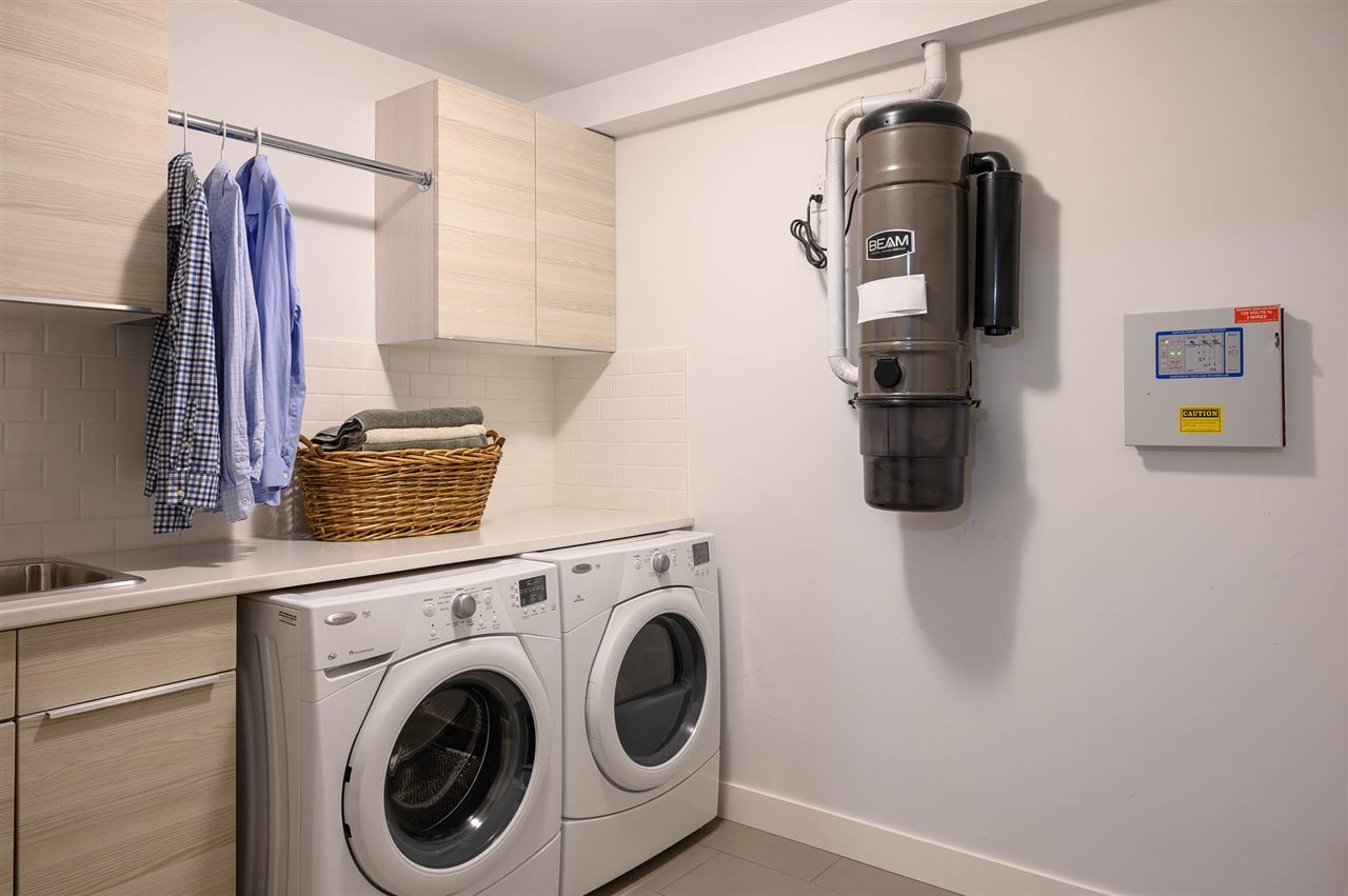 205-w-19th-street-central-lonsdale-north-vancouver-16 at 205 W 19th Street, Central Lonsdale, North Vancouver 205-w-19th-street-central-lonsdale-north-vancouver-16 at 205 W 19th Street, Central Lonsdale, North Vancouver