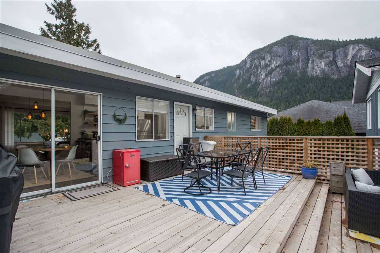 1800-cedar-drive-valleycliffe-squamish-13 at 1800 Cedar Drive, Valleycliffe, Squamish 1800-cedar-drive-valleycliffe-squamish-13 at 1800 Cedar Drive, Valleycliffe, Squamish
