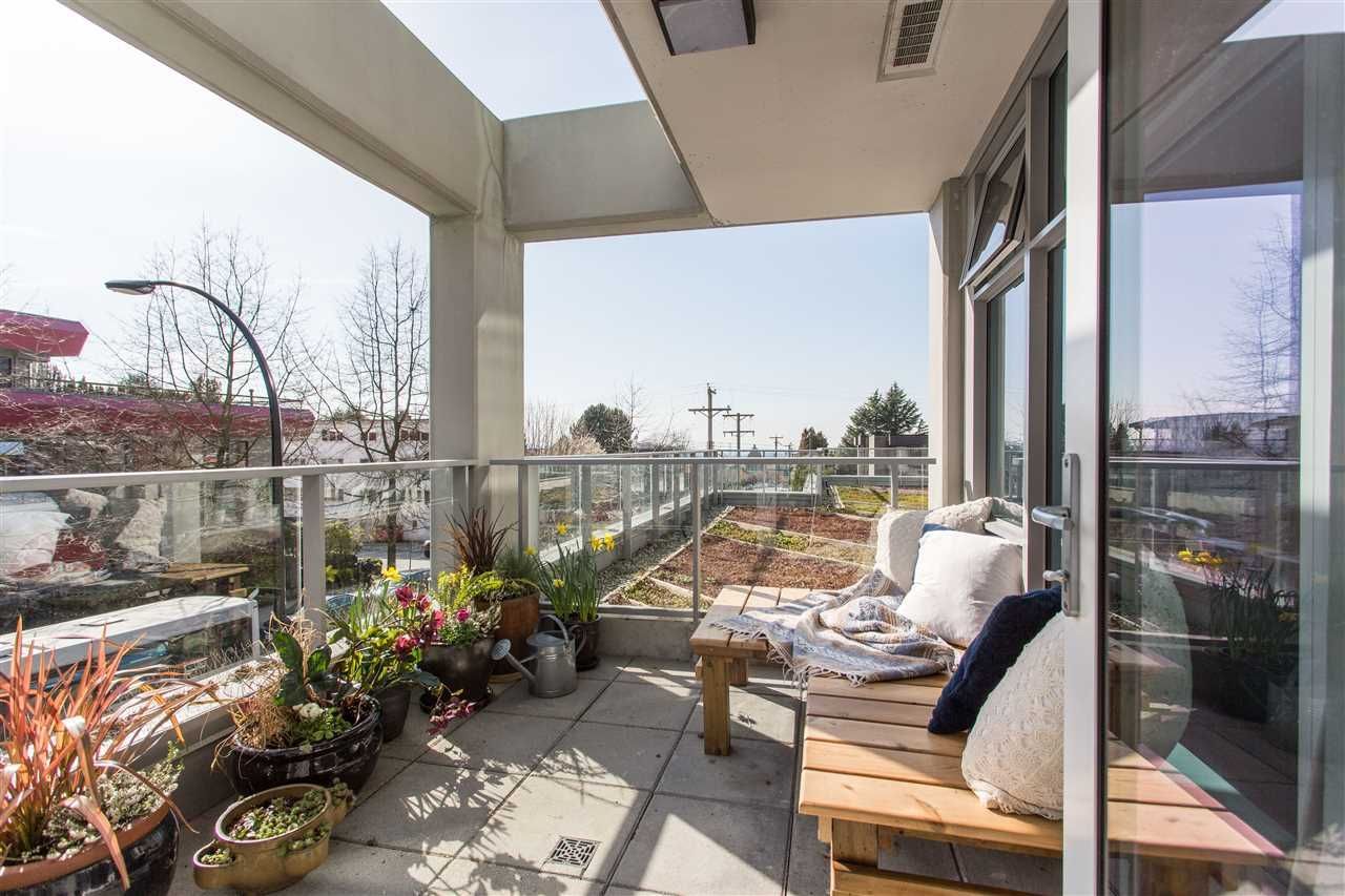 150-w-15th-street-central-lonsdale-north-vancouver-17 at 210 - 150 W 15th Street, Central Lonsdale, North Vancouver 150-w-15th-street-central-lonsdale-north-vancouver-17 at 210 - 150 W 15th Street, Central Lonsdale, North Vancouver