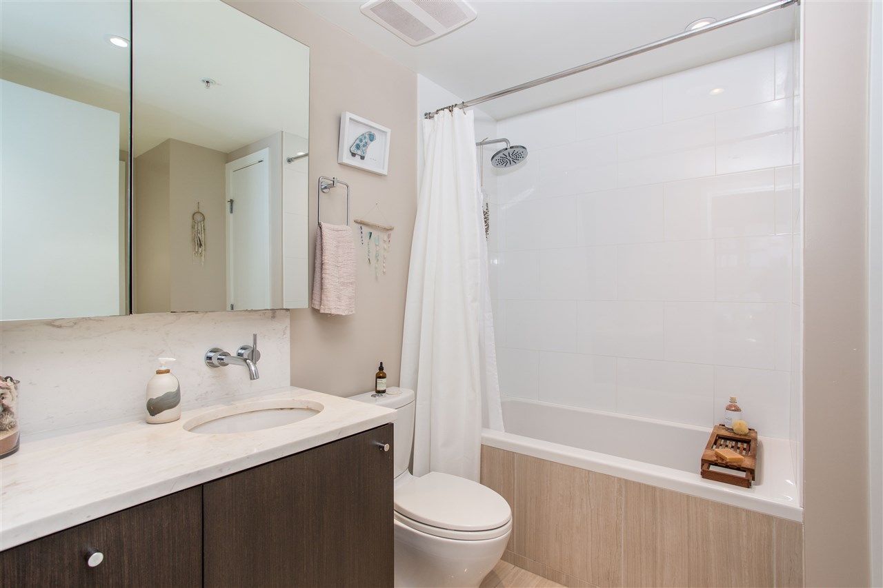 150-w-15th-street-central-lonsdale-north-vancouver-25 at 210 - 150 W 15th Street, Central Lonsdale, North Vancouver 150-w-15th-street-central-lonsdale-north-vancouver-25 at 210 - 150 W 15th Street, Central Lonsdale, North Vancouver