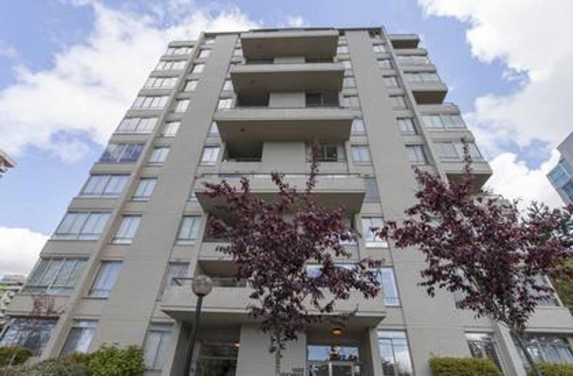 building1-1 at 402 - 1485 Duchess, Ambleside, West Vancouver building1-1 at 402 - 1485 Duchess, Ambleside, West Vancouver