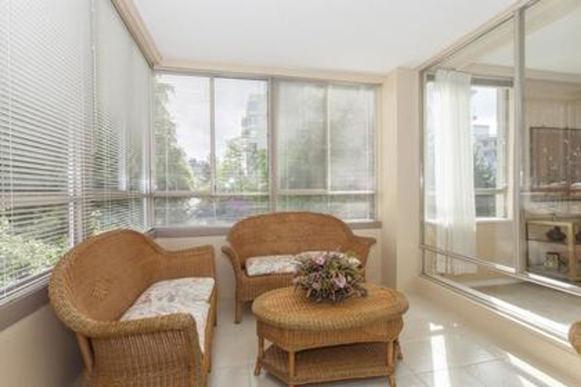 solarium-1 at 402 - 1485 Duchess, Ambleside, West Vancouver solarium-1 at 402 - 1485 Duchess, Ambleside, West Vancouver