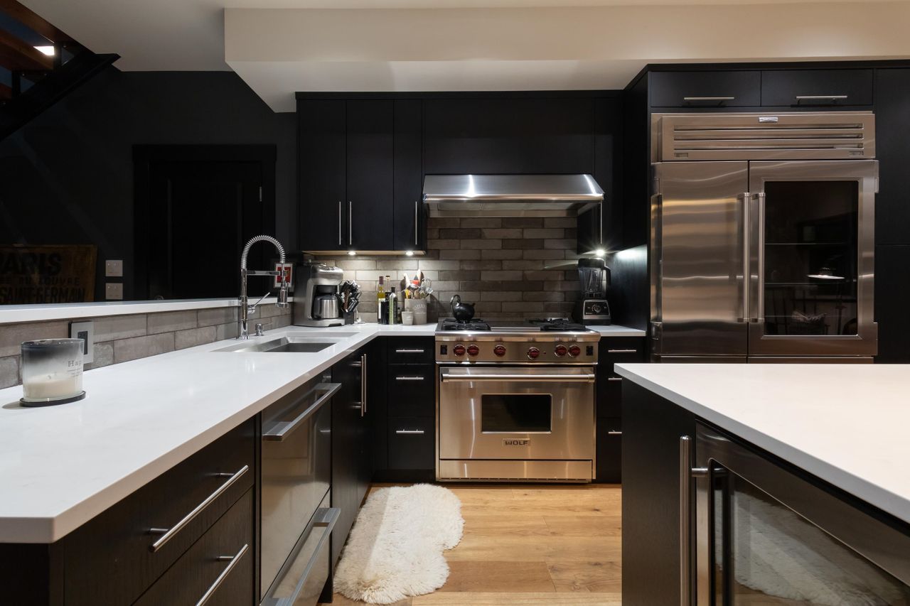 215-w-17th-street-central-lonsdale-north-vancouver-03 at 215 W 17th Street, Central Lonsdale, North Vancouver 215-w-17th-street-central-lonsdale-north-vancouver-03 at 215 W 17th Street, Central Lonsdale, North Vancouver