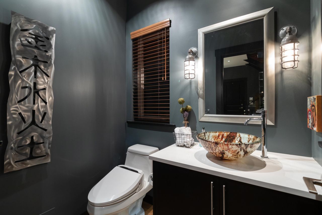 215-w-17th-street-central-lonsdale-north-vancouver-07 at 215 W 17th Street, Central Lonsdale, North Vancouver 215-w-17th-street-central-lonsdale-north-vancouver-07 at 215 W 17th Street, Central Lonsdale, North Vancouver