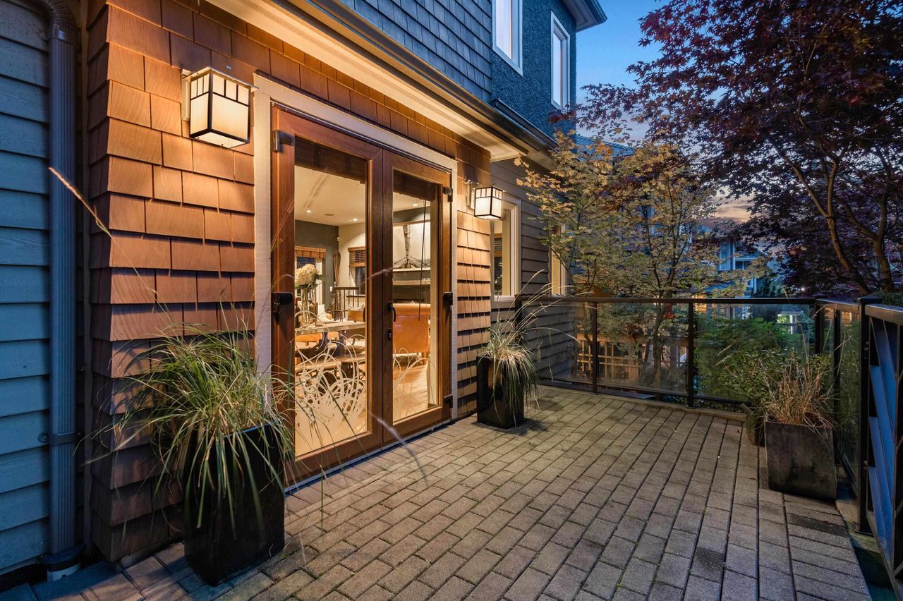 215-w-17th-street-central-lonsdale-north-vancouver-09 at 215 W 17th Street, Central Lonsdale, North Vancouver 215-w-17th-street-central-lonsdale-north-vancouver-09 at 215 W 17th Street, Central Lonsdale, North Vancouver