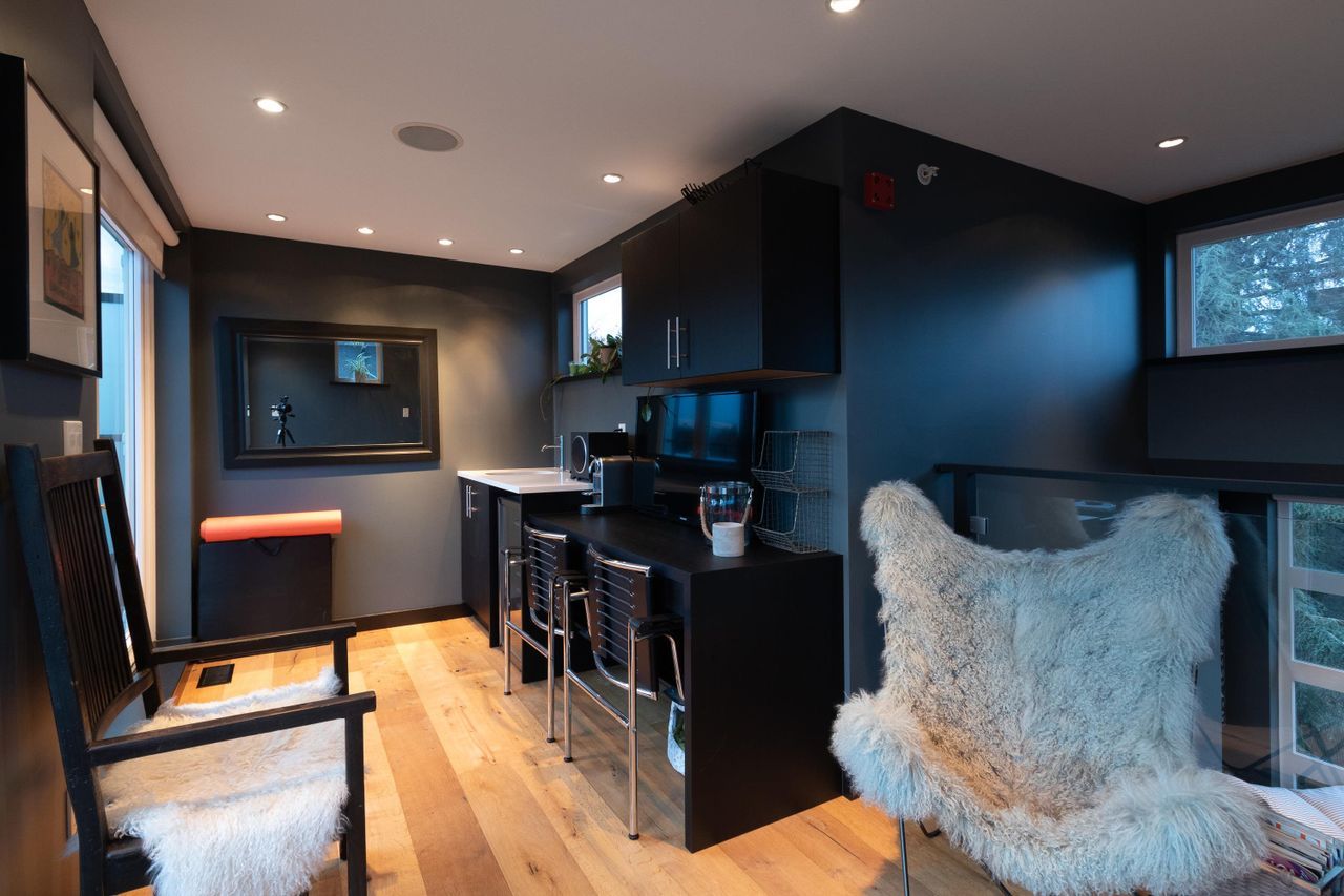 215-w-17th-street-central-lonsdale-north-vancouver-17 at 215 W 17th Street, Central Lonsdale, North Vancouver 215-w-17th-street-central-lonsdale-north-vancouver-17 at 215 W 17th Street, Central Lonsdale, North Vancouver