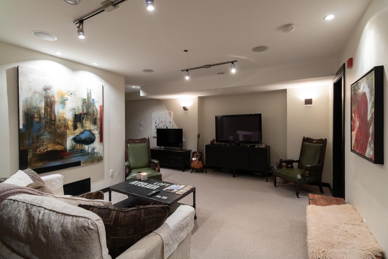 215-w-17th-street-central-lonsdale-north-vancouver-20 at 215 W 17th Street, Central Lonsdale, North Vancouver 215-w-17th-street-central-lonsdale-north-vancouver-20 at 215 W 17th Street, Central Lonsdale, North Vancouver