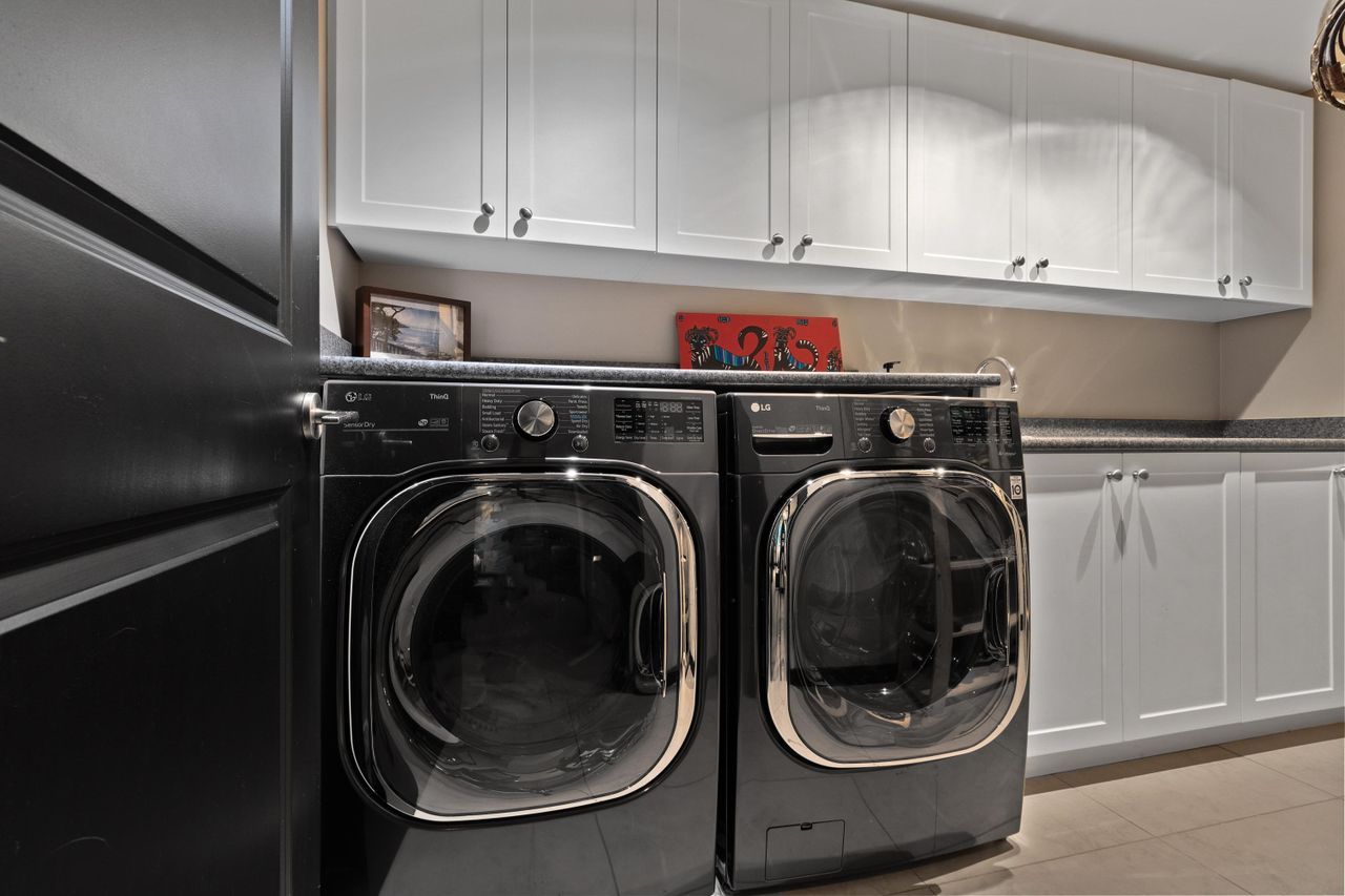 215-w-17th-street-central-lonsdale-north-vancouver-23 at 215 W 17th Street, Central Lonsdale, North Vancouver 215-w-17th-street-central-lonsdale-north-vancouver-23 at 215 W 17th Street, Central Lonsdale, North Vancouver