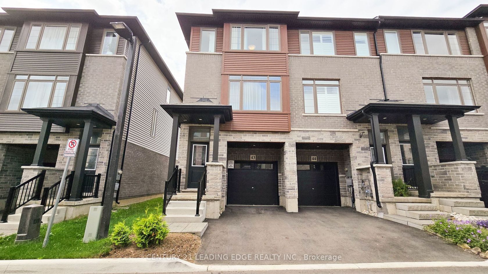 43 - 5000 Connor Dr by Loree Meneguzzi Real Estate 43 - 5000 Connor Dr