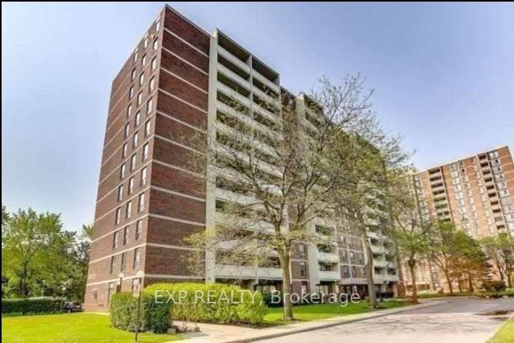 407 - 3120 Kirwin Ave, Cooksville, Mississauga 