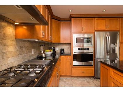 262111052-81-640x480 at 10480 Hollybank Drive, Steveston North, Richmond