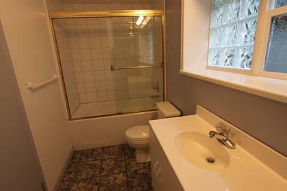 img_1472 at 110 English bluffs