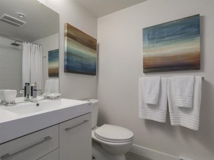 262146207-14-640x480 at 1110 - 688 Columbia