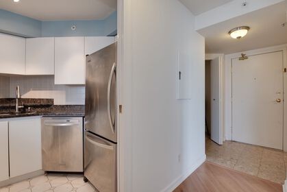 dhnsajyw at 601 - 1633 W 8th, Fairview VW, Vancouver West