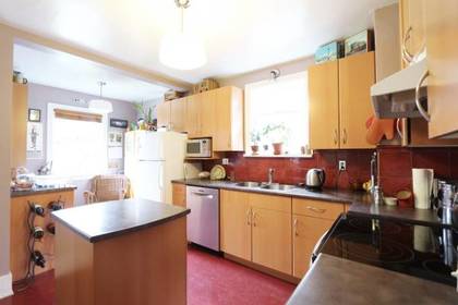 15-2 at 2125 5th Avenue, Grandview VE, Vancouver East