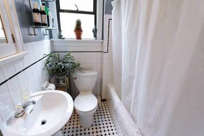 17-2 at 2125 5th Avenue, Grandview VE, Vancouver East