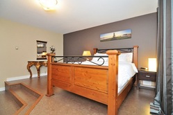 6 at 2233 5th Avenue, Vancouver East