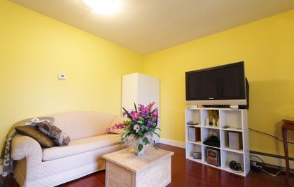 b-5 at 2233 5th Avenue, Grandview VE, Vancouver East